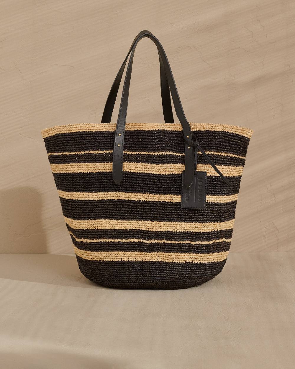 Manebí Bahia Raffia Bag - Leather Handles \u0026 Tag Natural and Black Ultimi tre giorni