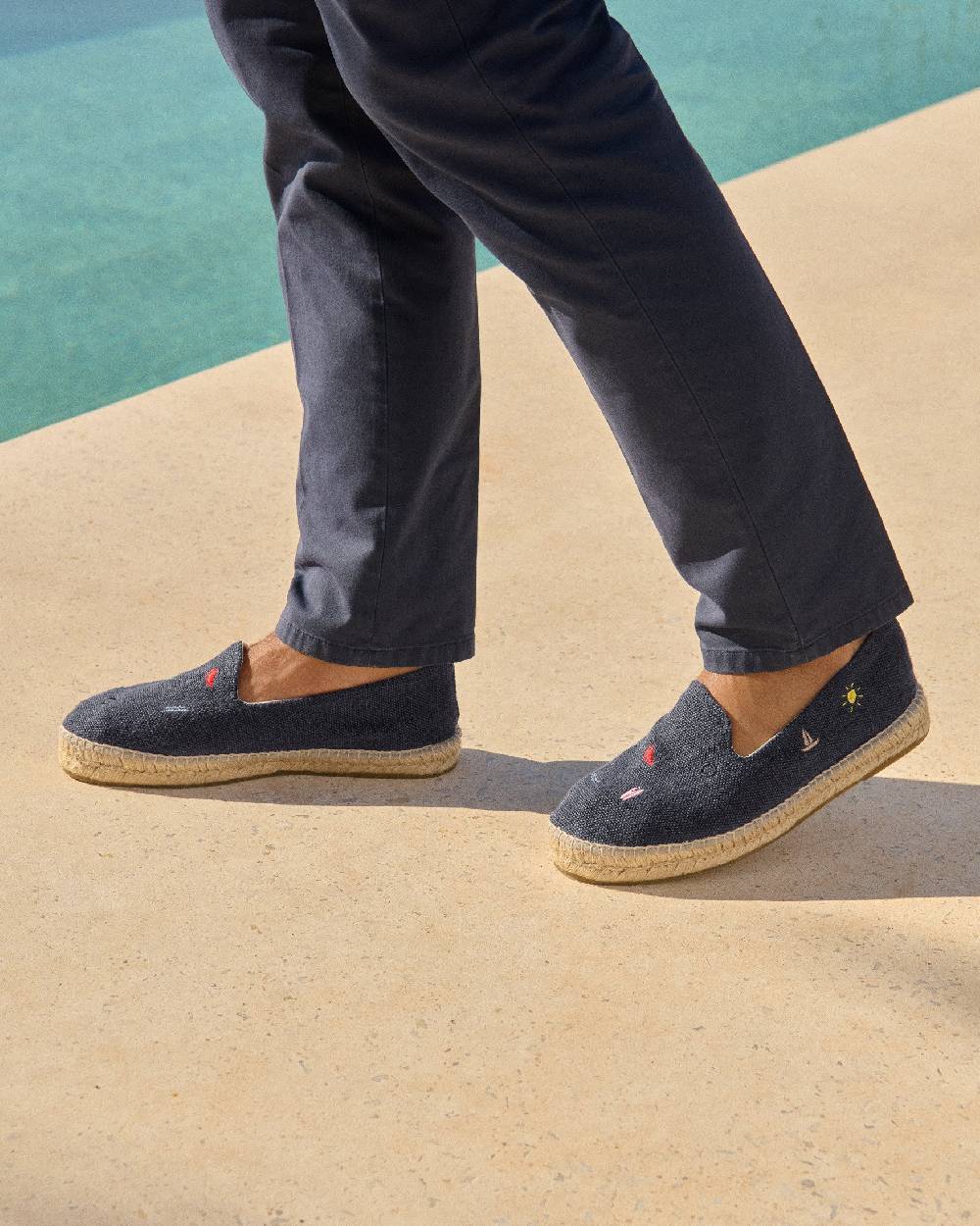 Manebí Espadrillas flat in canapa biologica con ricami - Palm Springs - Navy \u0026 Multicolor Summer Stickers Esporta salva