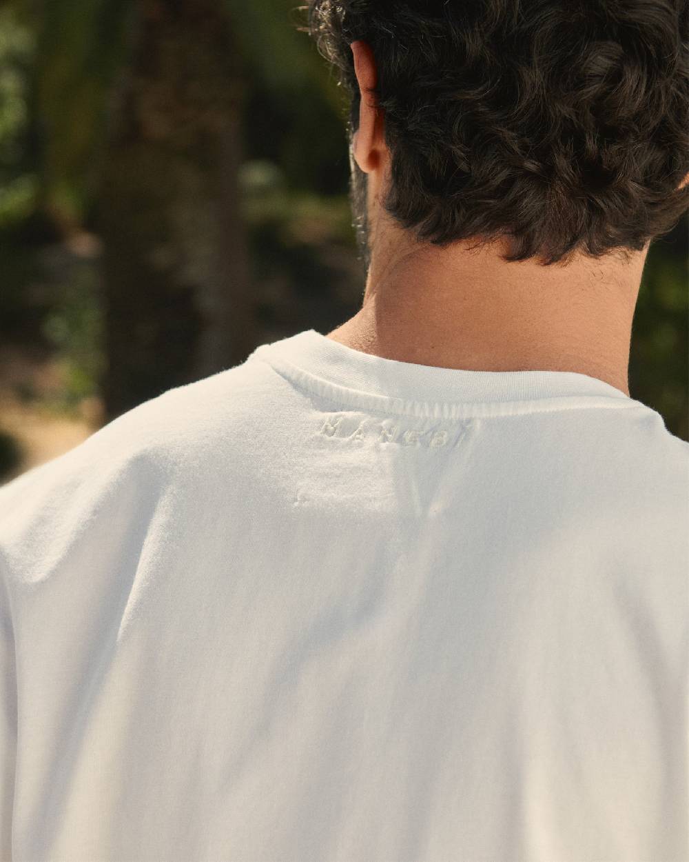 Manebí Jersey L. A. T-Shirt - Embroidered Logo Off White and Logo Embroidery Vendite Flash