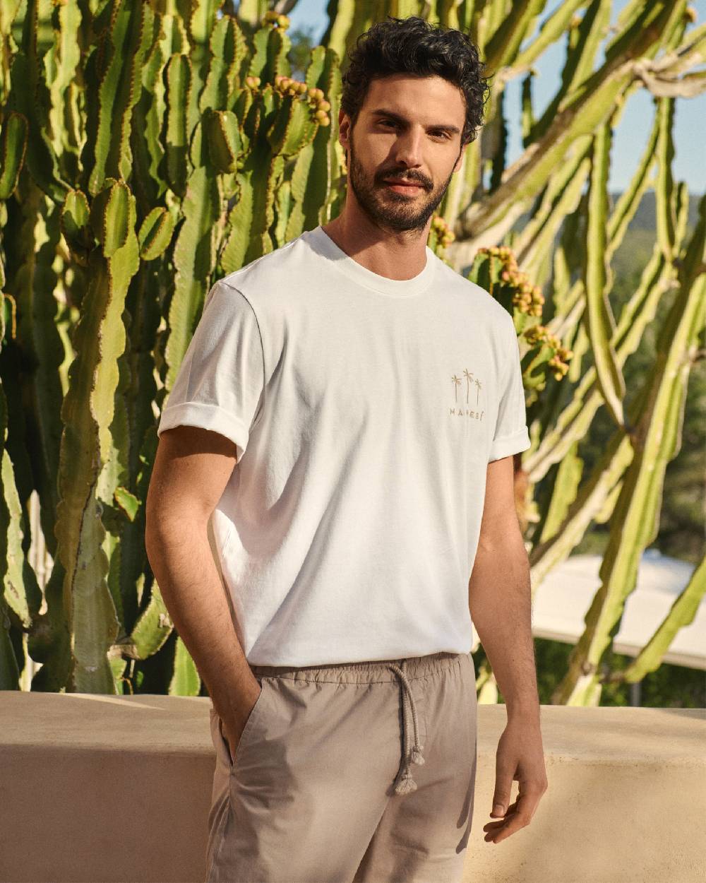 Manebí Jersey L. A. T-Shirt - Embroidered Off White Sand Palms And Logo Embroidery Moda