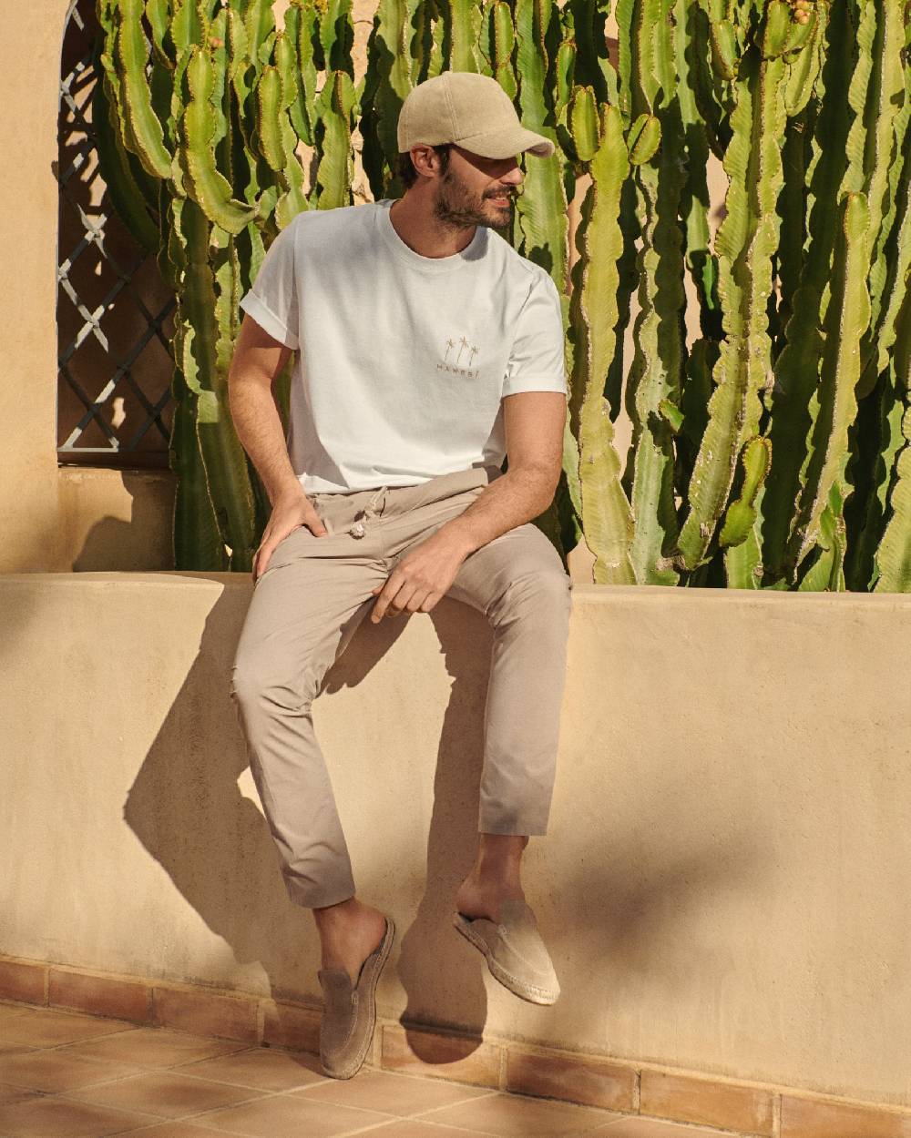 Manebí Jersey L. A. T-Shirt - Embroidered Off White Sand Palms And Logo Embroidery Moda