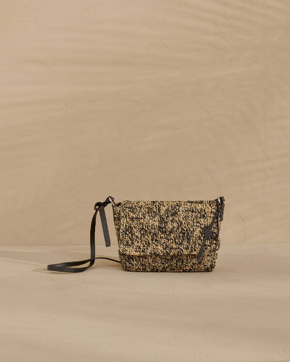Manebí Raffia and Leather|Summer Night Bag Medium - Palm Leather Tag Natural Black Melange Offerta San Valentino