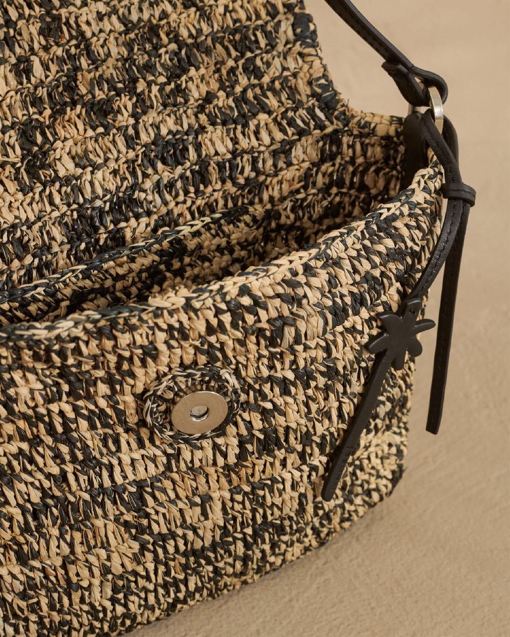 Manebí Raffia and Leather|Summer Night Bag Medium - Palm Leather Tag Natural Black Melange Offerta San Valentino