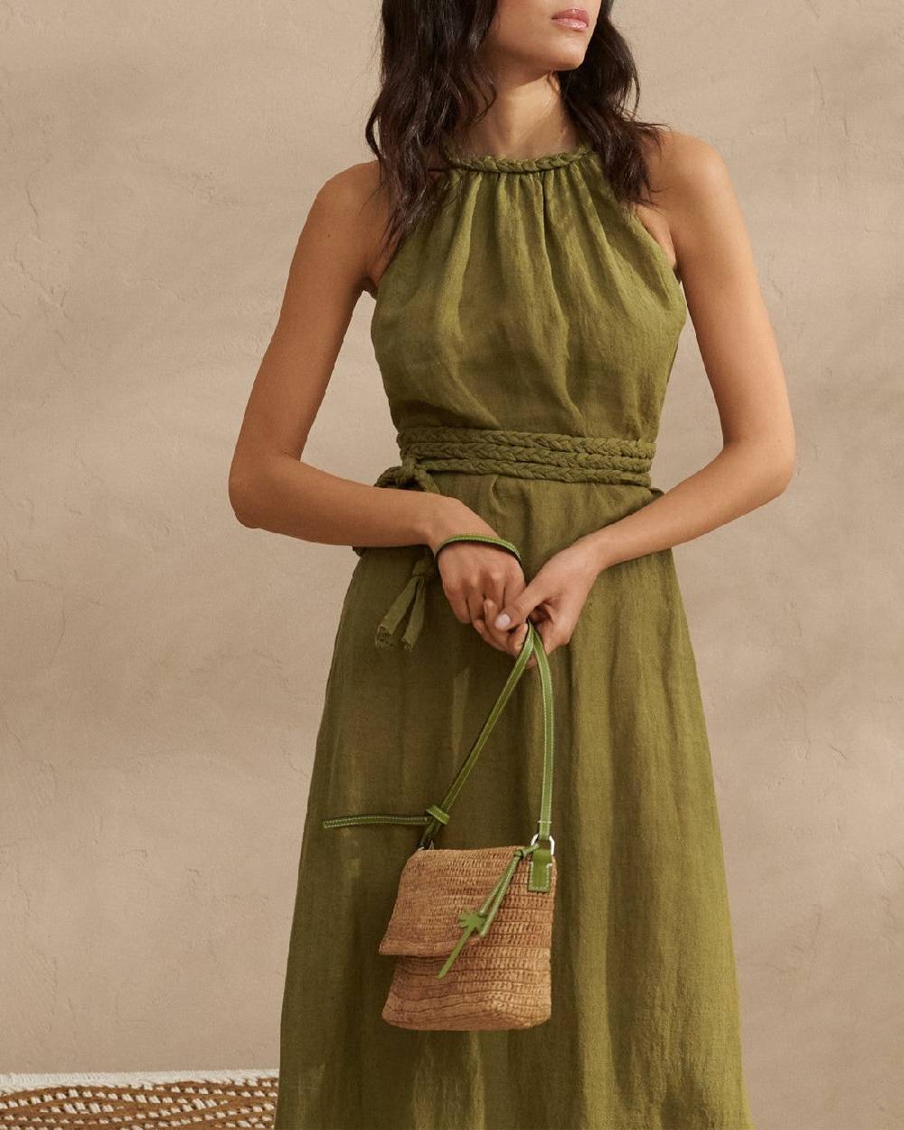 Manebí Raffia Summer Night Bag Medium - Palm Leather Tag Tan \u0026 Green Offerte giornaliere