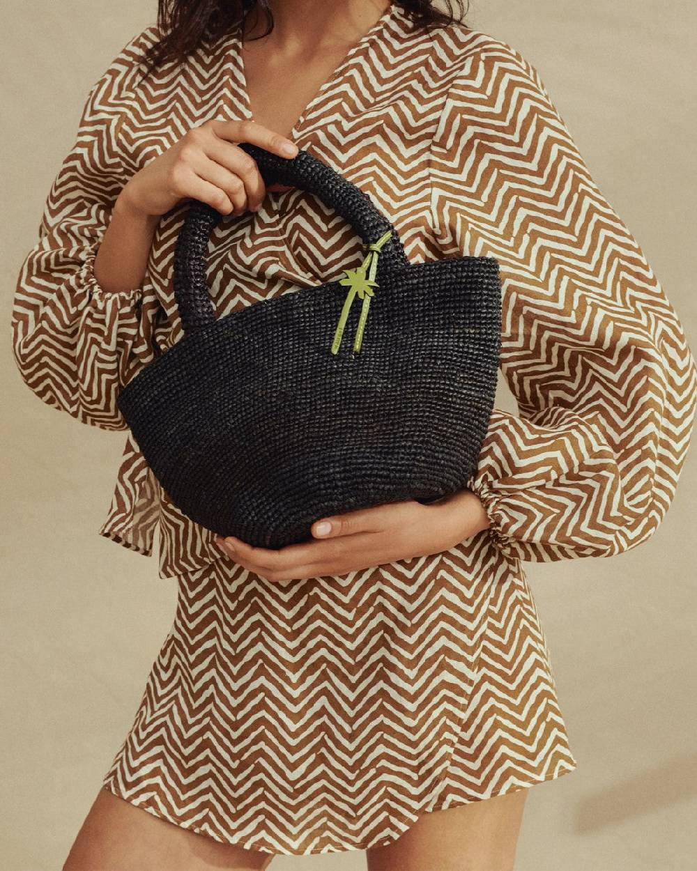 Manebí Raffia Summer Bag Medium - Palm Leather Tag Black Enormi risparmi