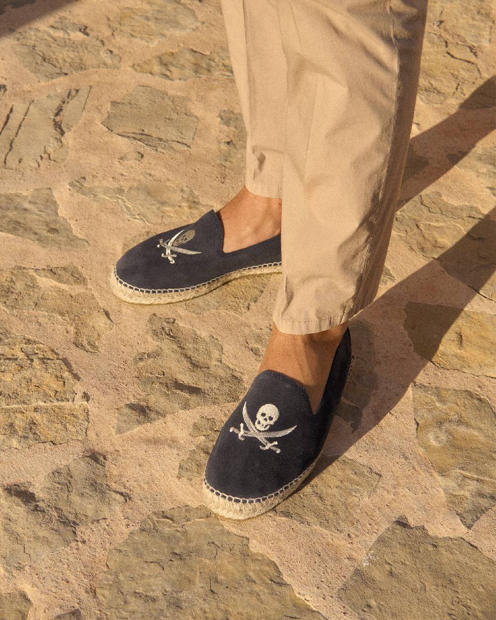 Manebí Suede Espadrilles - Palm Springs Patriot Blue + White Skull Promozione temporanea