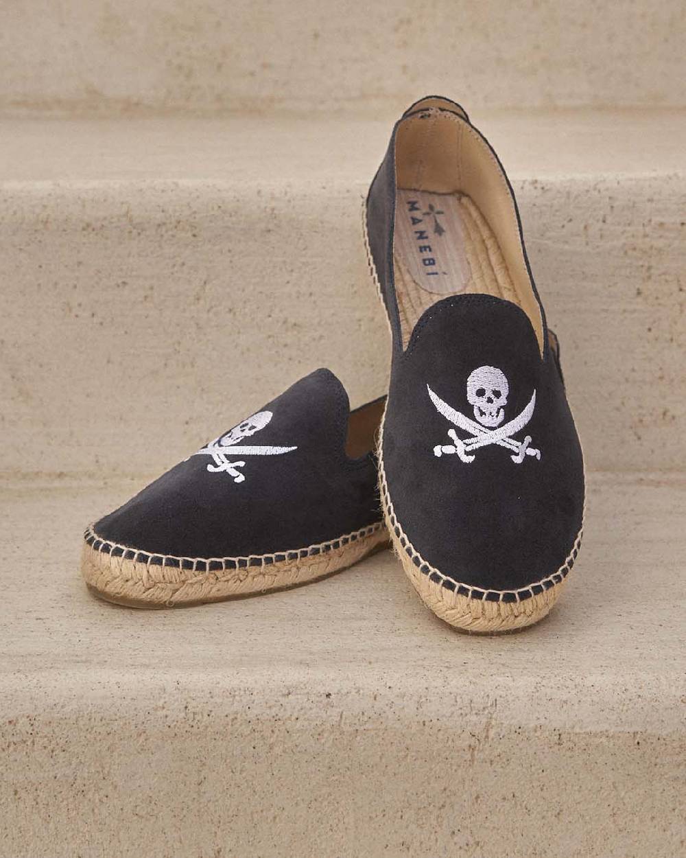 Manebí Suede Espadrilles - Palm Springs Patriot Blue + White Skull Promozione temporanea