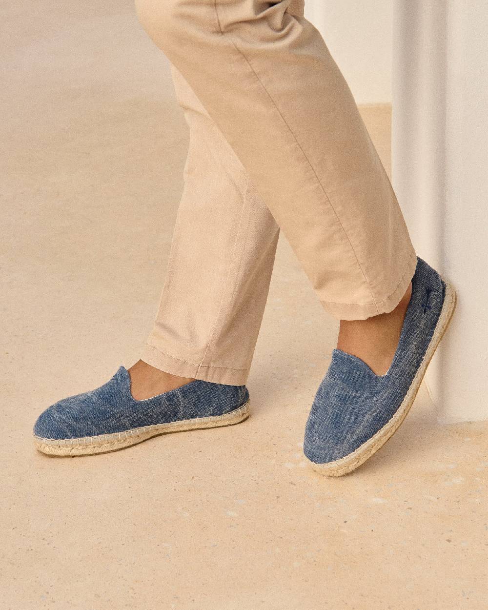 Manebí Canvas Espadrilles - La Havana Blue Baja Fino al 50% di sconto