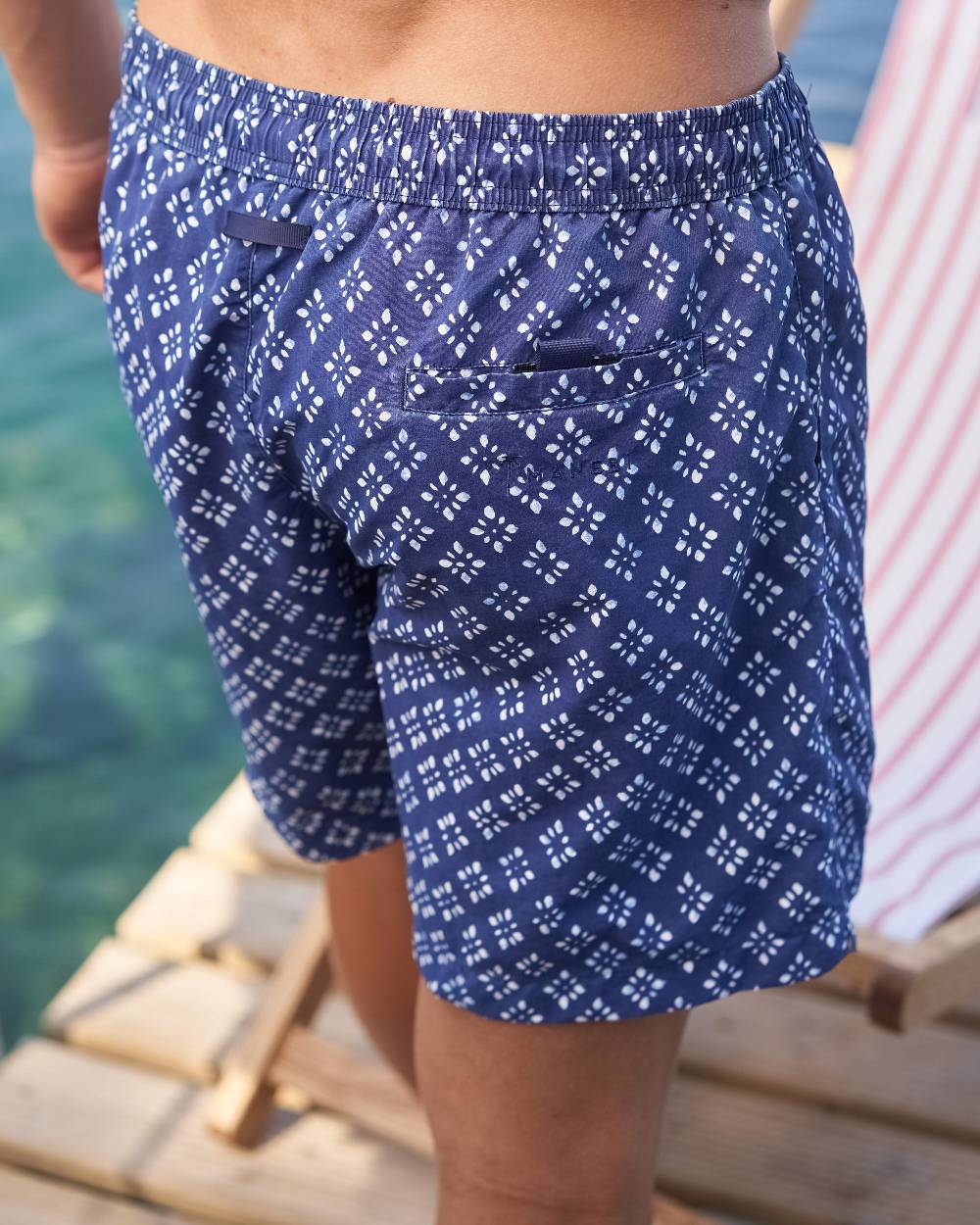 Manebí Printed Swim Shorts - Indigo Print Navy Majolica Enormi sconti