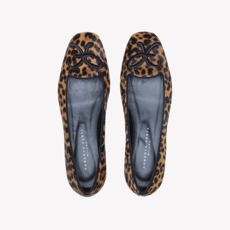 Roberto Festa BALLERINA IN PELLE DI VITELLO CON STAMPA LEOPARDATA CON RICAMO RF FELIX 2025