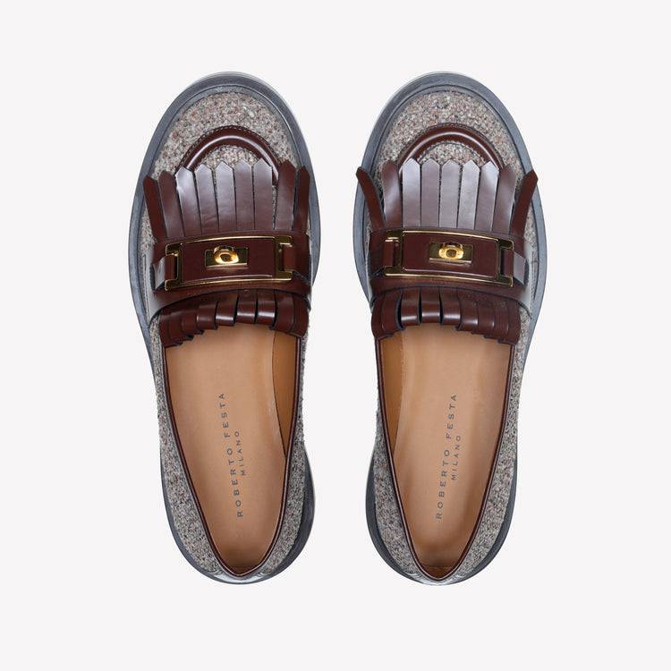 Roberto Festa MOCASSINO IN LANA CON FRANGIA IN PELLE E ACCESSORIO IN OTTONE RAFS Sconto