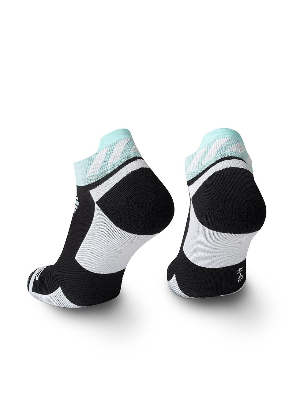 Spaio SPAIO CALZINI DA CORSA RUNNING 02 BLACK/LIGHT BLUE/WHITE Economico