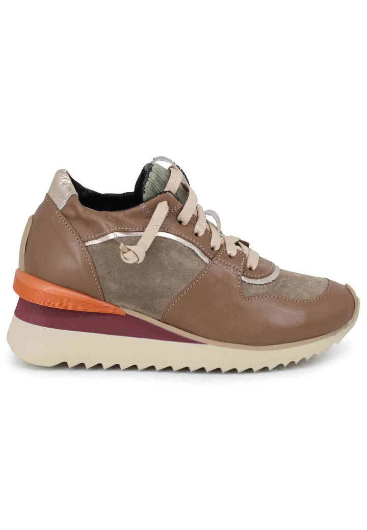 Spatarella Sneakers donna in pelle taupe con fondo zeppa Moda