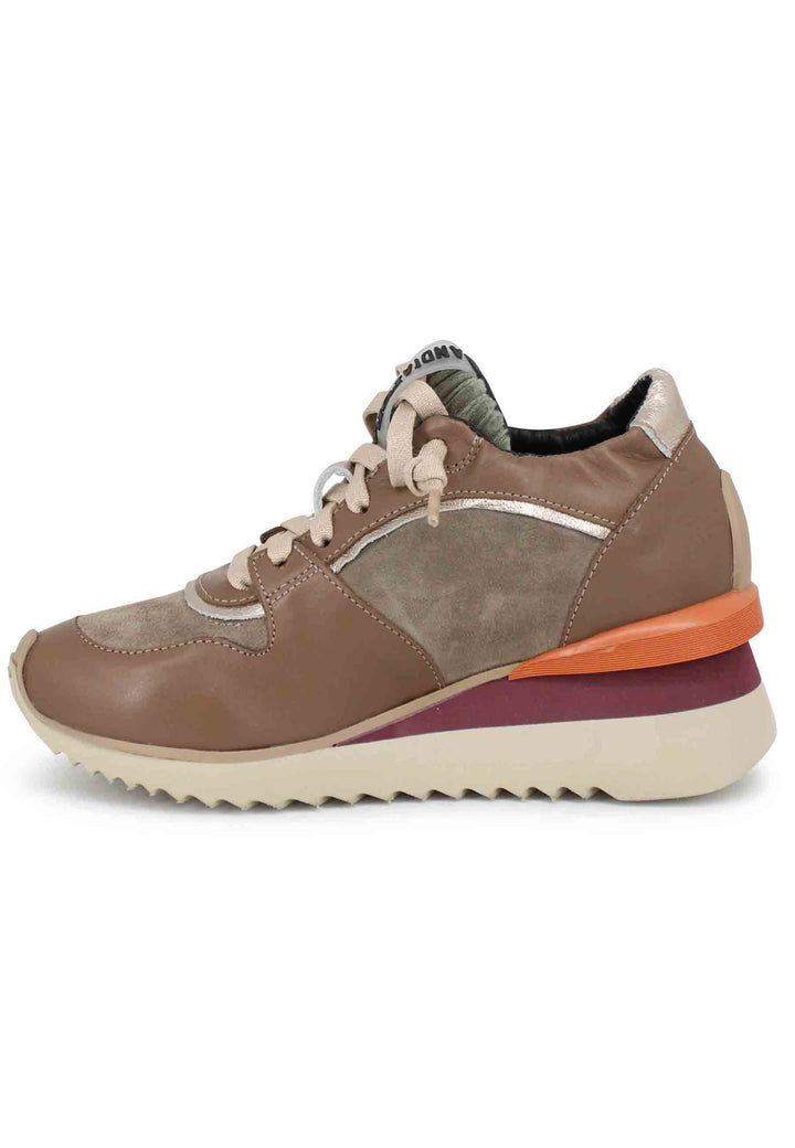 Spatarella Sneakers donna in pelle taupe con fondo zeppa Moda