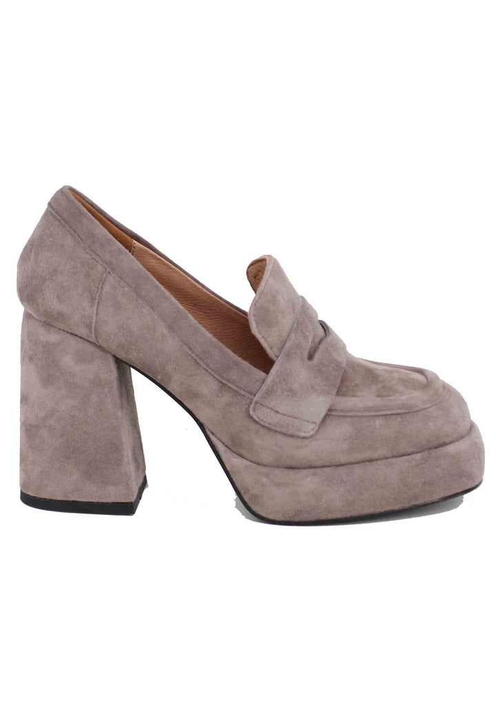 Spatarella Mocassini donna in camoscio grigio con tacco e plateau Natalie Affare Del Giorno