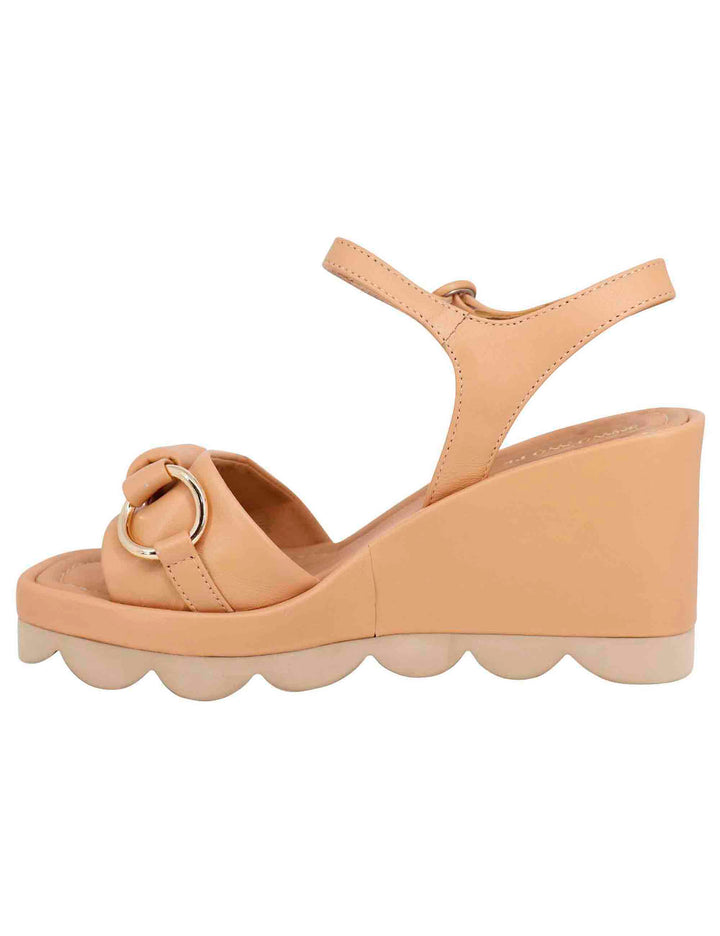 Spatarella Sandali donna in pelle beige con zeppa alta e cinturino alla caviglia Saldi Di Fabbrica