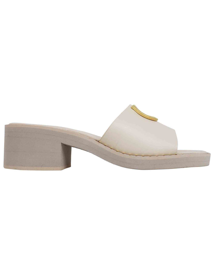 Spatarella Sandali donna in pelle off white con borchia oro e suola in gomma ultra leggera Spedizione Gratuita