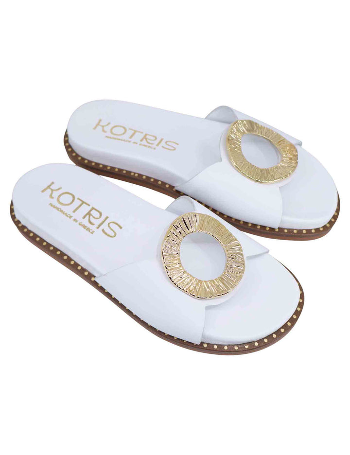 Spatarella Sandali donna flat in pelle bianca con fussbett e fibbia in oro I Più Venduti
