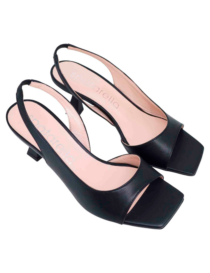 Spatarella Sandali slingback donna in pelle nera con punta quadra Promozione