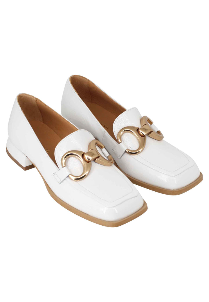 Spatarella Mocassini donna Poppi Chal in naplak off white con morsetto in oro satinato Economico