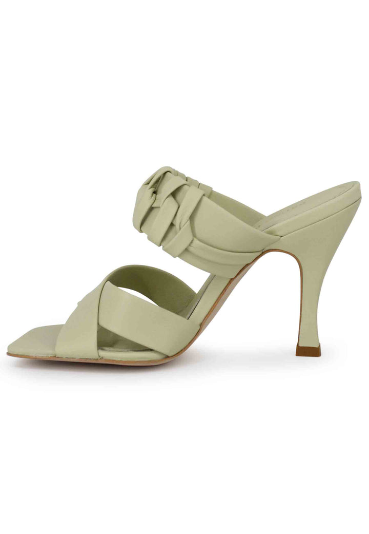 Spatarella Sandali donna in pelle verde con tacco alto e punta quadra In Vendita