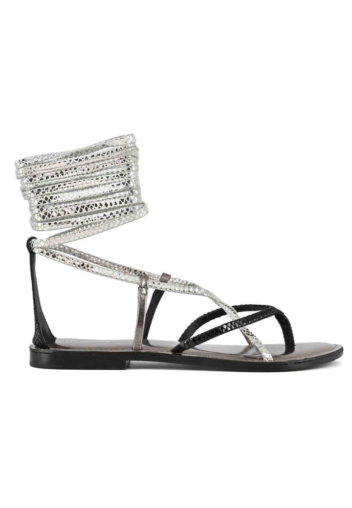 Spatarella Sandali flat donna infradito in pelle nera con lacci alla caviglia 2025