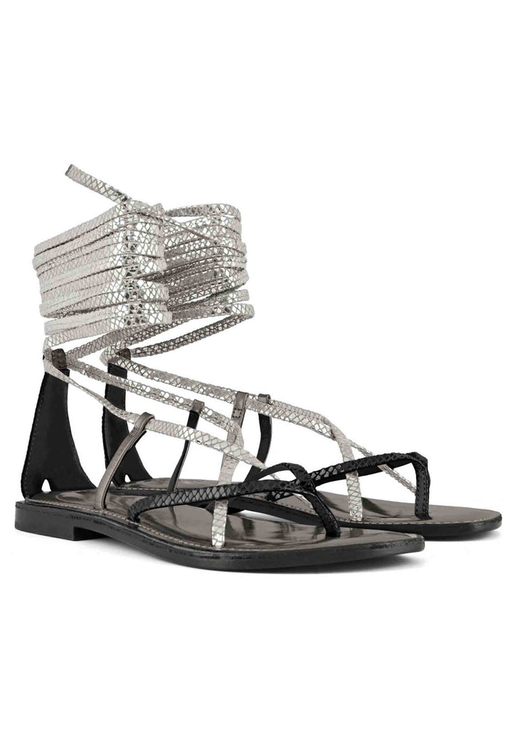Spatarella Sandali flat donna infradito in pelle nera con lacci alla caviglia 2025