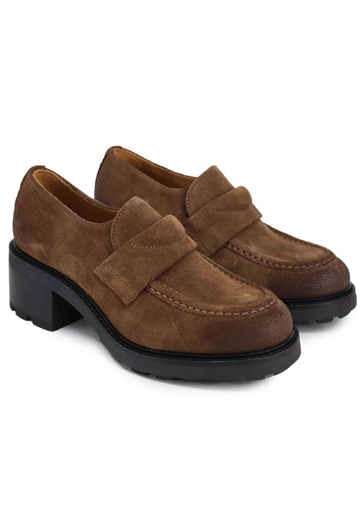 Spatarella Mocassini donna in camoscio marrone con suola carrarmato Offerta
