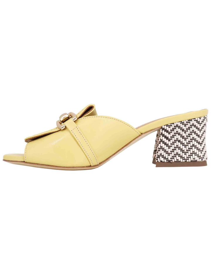 Spatarella Sandali donna in pelle gialla con morsetto in oro Enormi sconti