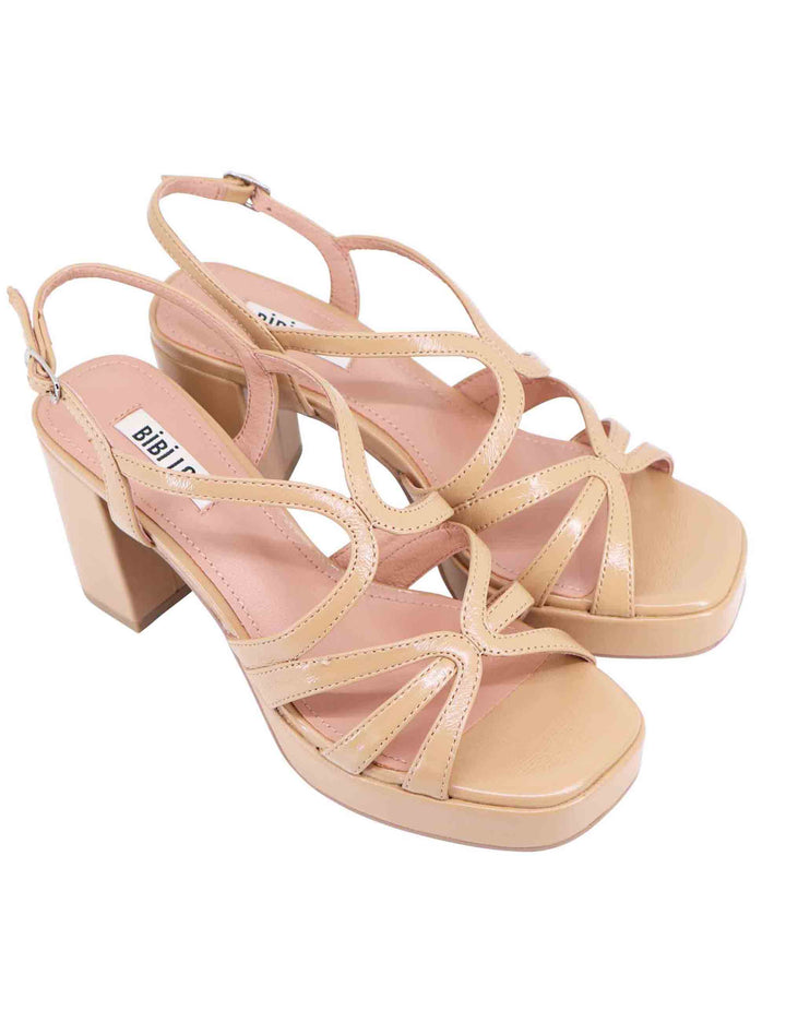 Spatarella Sandali slingback donna in vernice camel con tacco plateau e punta quadra Pezzi Unici