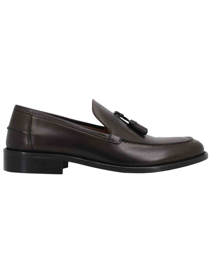 Spatarella Mocassini uomo in pelle testa di moro con suola cucita in cuoio e nappine Flash Sale