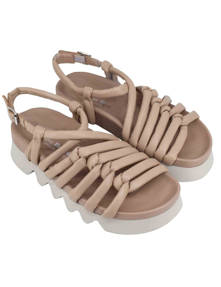 Spatarella Sandali donna in pelle beige con cinturini e suola carrarmato Hotsell