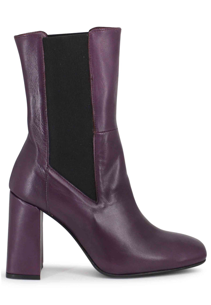 Spatarella Stivaletti beatles donna in pelle viola con tacco alto Acquista Ora