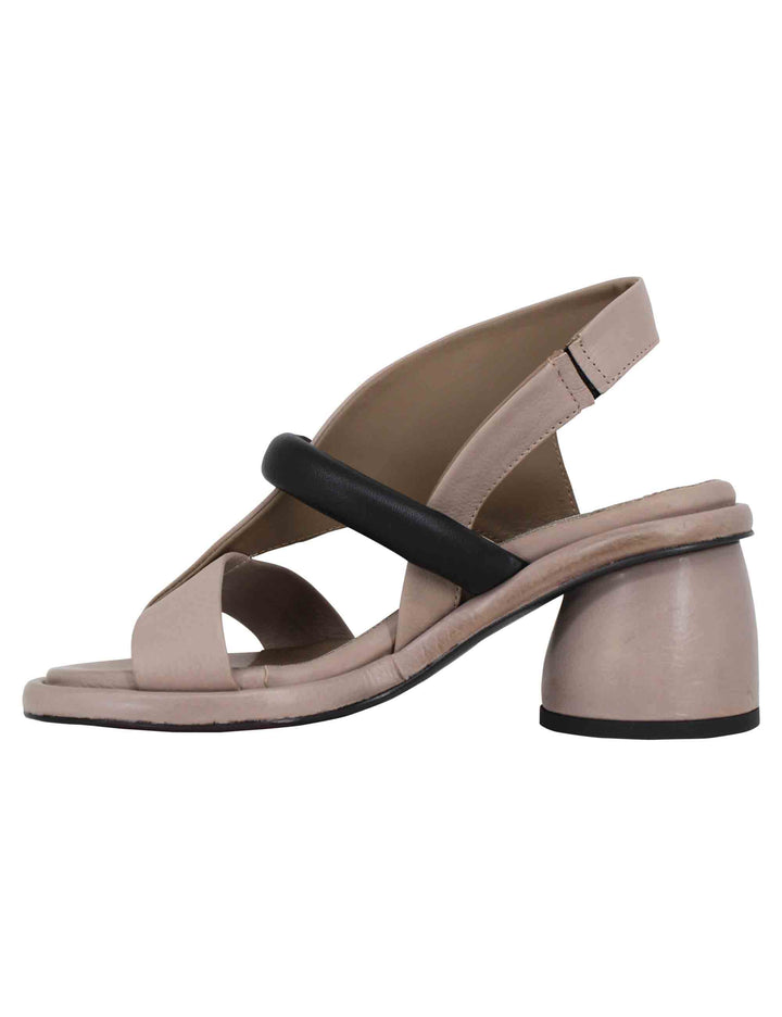 Spatarella Sandali infradito donna in pelle taupe con punta tonda Offerte