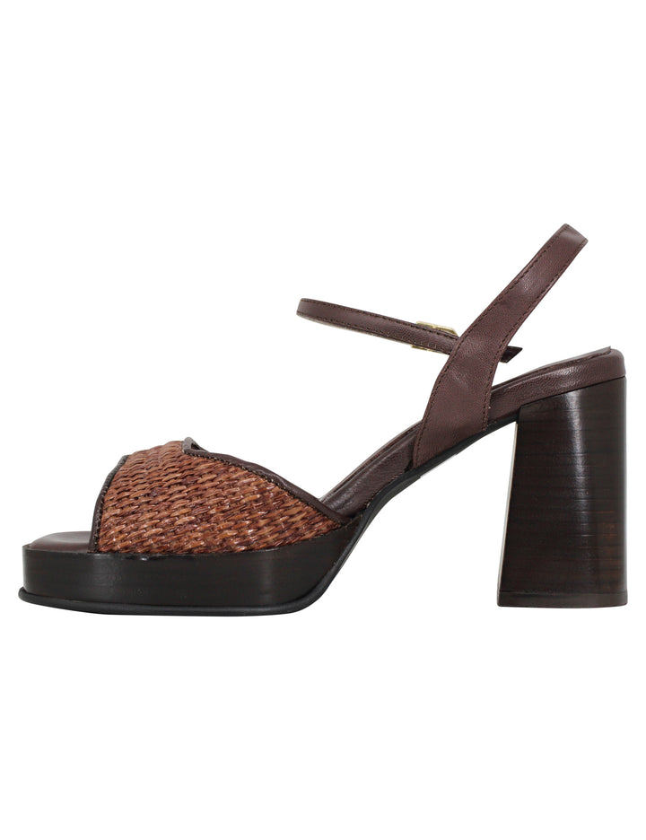 Spatarella Sandali donna in pelle e tessuto marrone con tacco punta quadra e cinturino alla caviglia Latest fashion