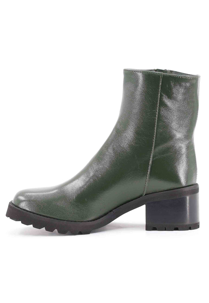 Spatarella Stivaletti TR1665 in pelle verde con suola in gomma carrarmato Negozi Online