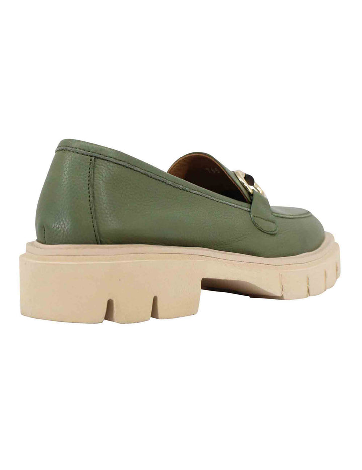 Spatarella Mocassini donna in pelle verde con suola carrarmato leggera In Vendita