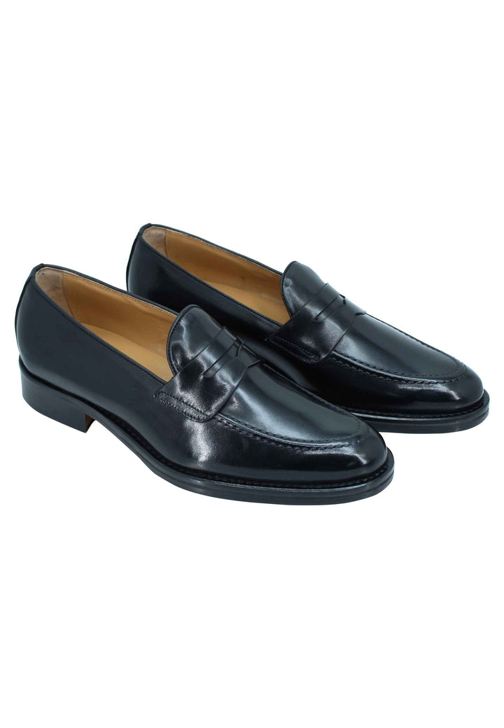 Spatarella Mocassini uomo in pelle nera con punta affusolata e suola in cuoio Negozio online di fabbrica