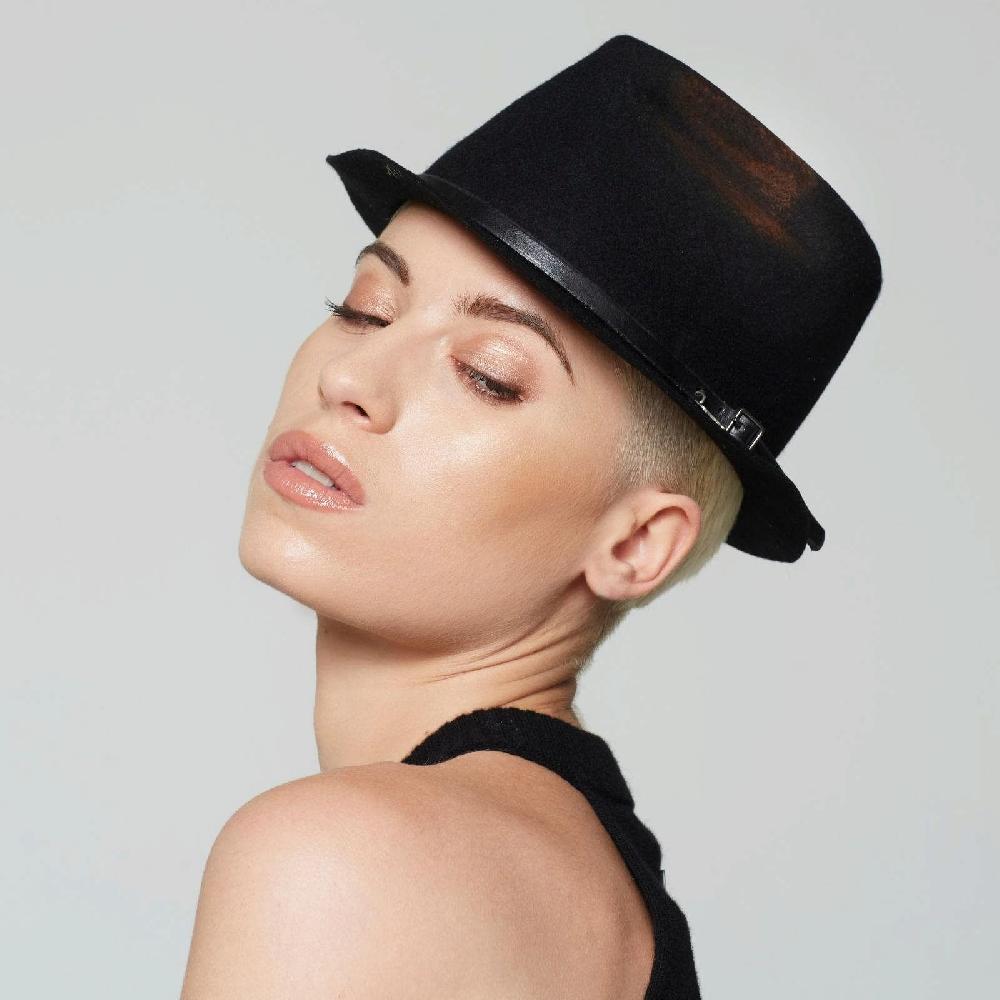 A.S.98 CAPPELLO DOLLY Novità