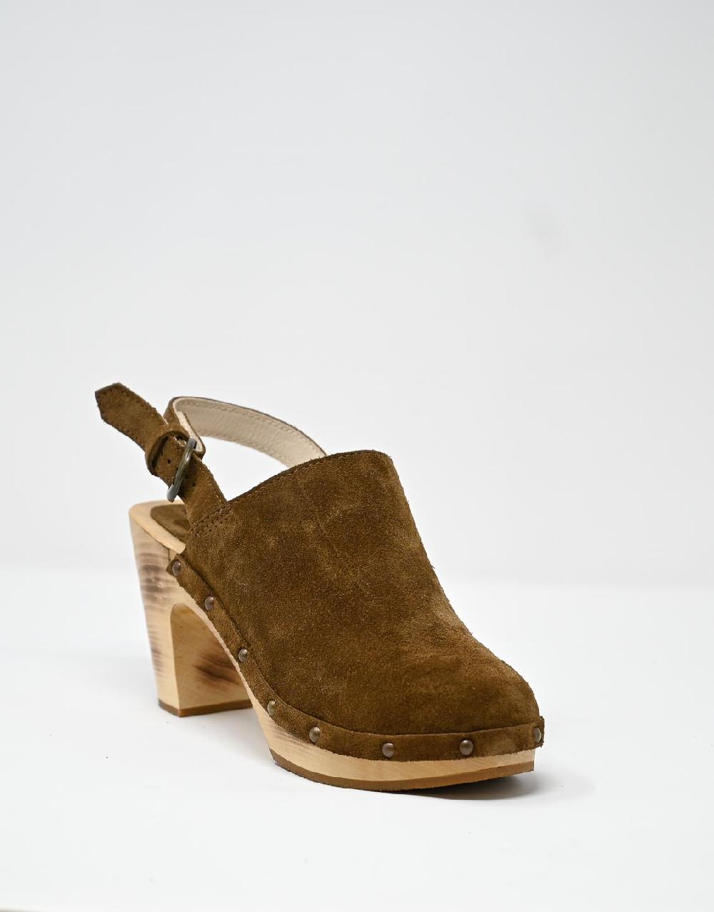 Wally Walker zoccolo in pelle scamosciata dark chestnut Olandflex by astorflex Acquista Ora