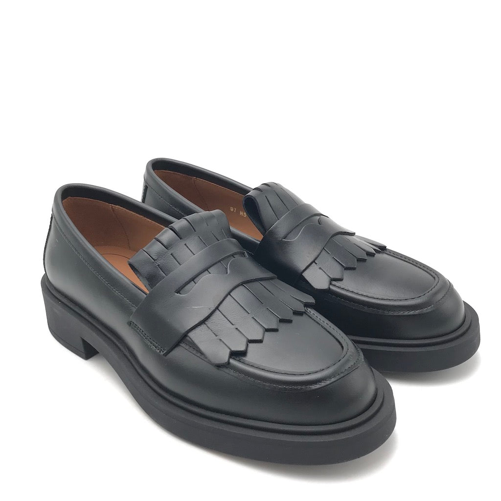 Zulian Calzature Mocassino college frangia in pelle nera Prezzo Ridotto