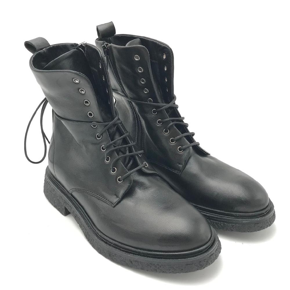 Zulian Calzature Anfibio in pelle nera Convenienza