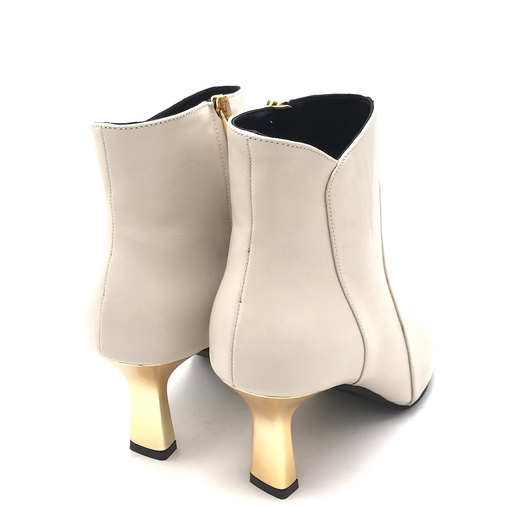 Zulian Calzature Tronchetto Cla in nappa milk Convenienza