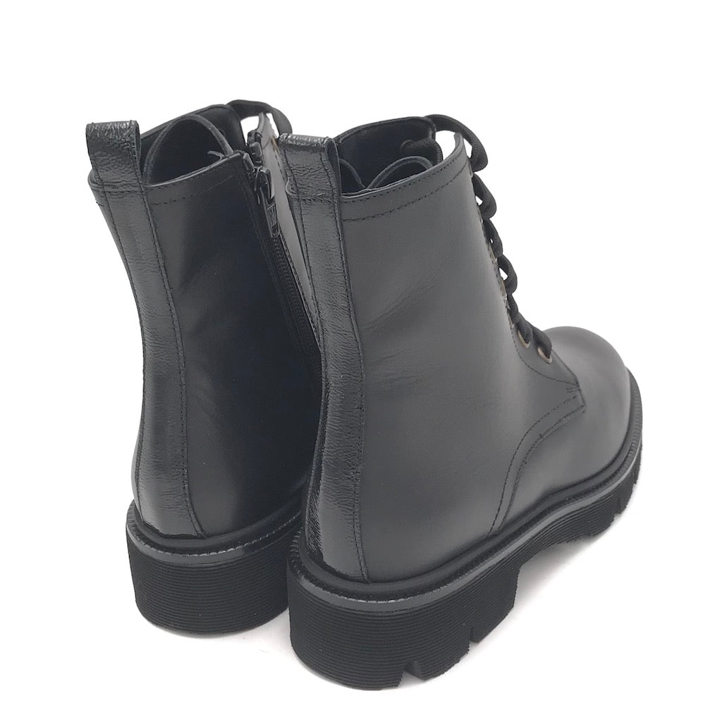 Zulian Calzature Anfibio in vitello nero Affare Del Giorno