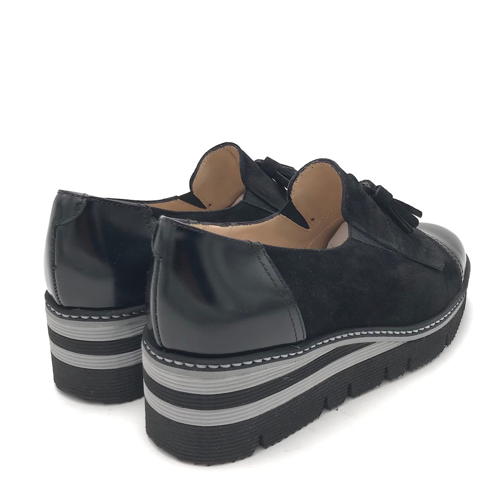 Zulian Calzature Scarpa accollata nera Hotsell